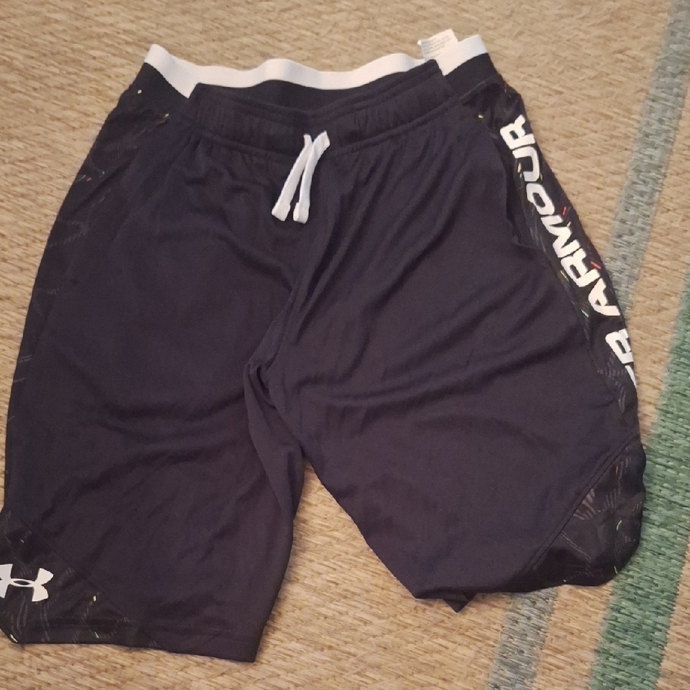 Under Armour Black Athletic Performance Shorts Boys Xl